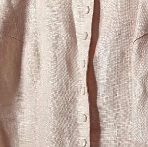 Vintage! Button up pink blouse - Picture 2 of 5